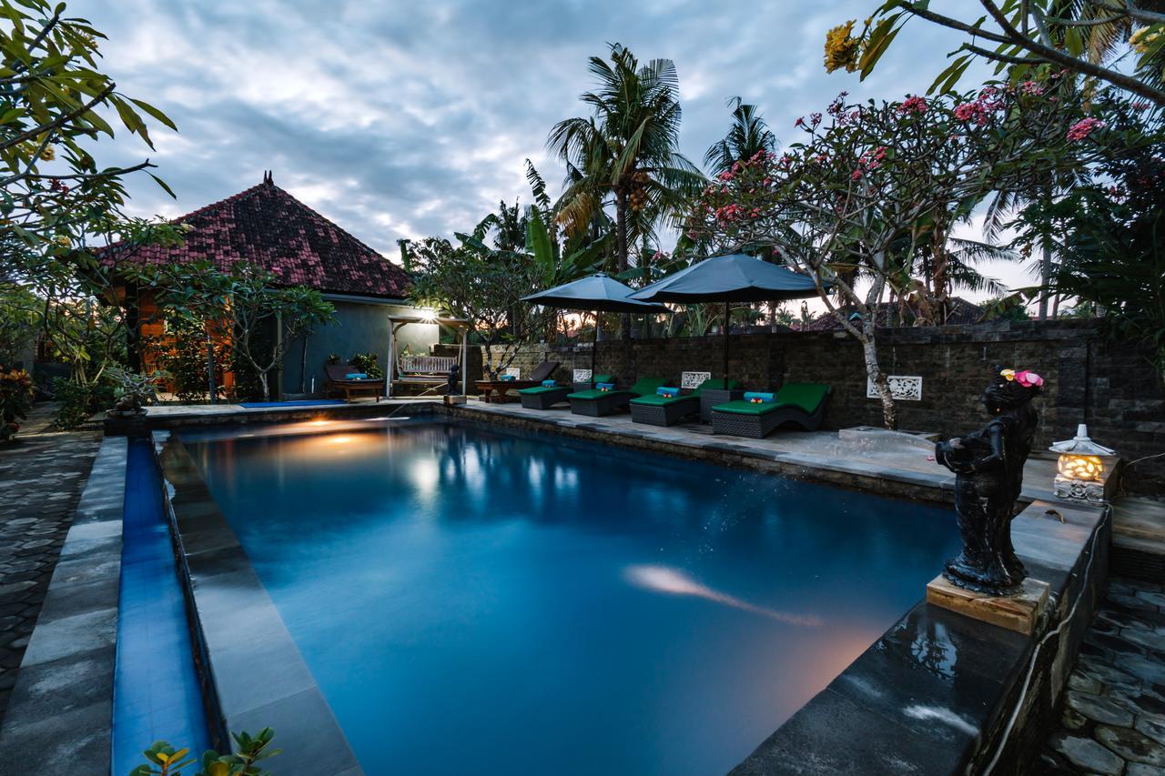 D And B Bungalow'S By Dewizz Management Lembongan Extérieur photo